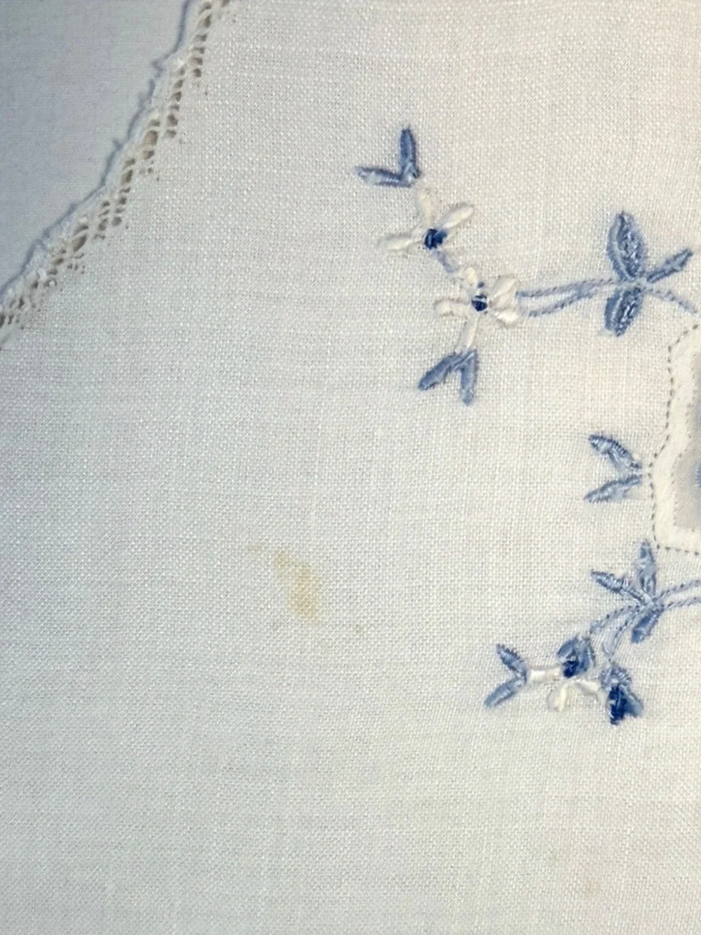 Vintage Bread Basket Liner Embroidered Blue Flowers